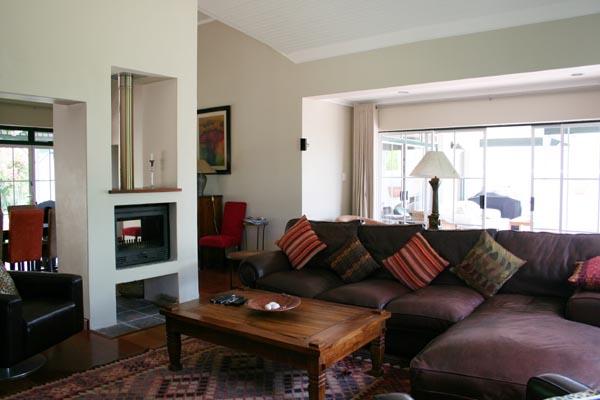 To Let 4 Bedroom Property for Rent in Steenberg Estate Western Cape